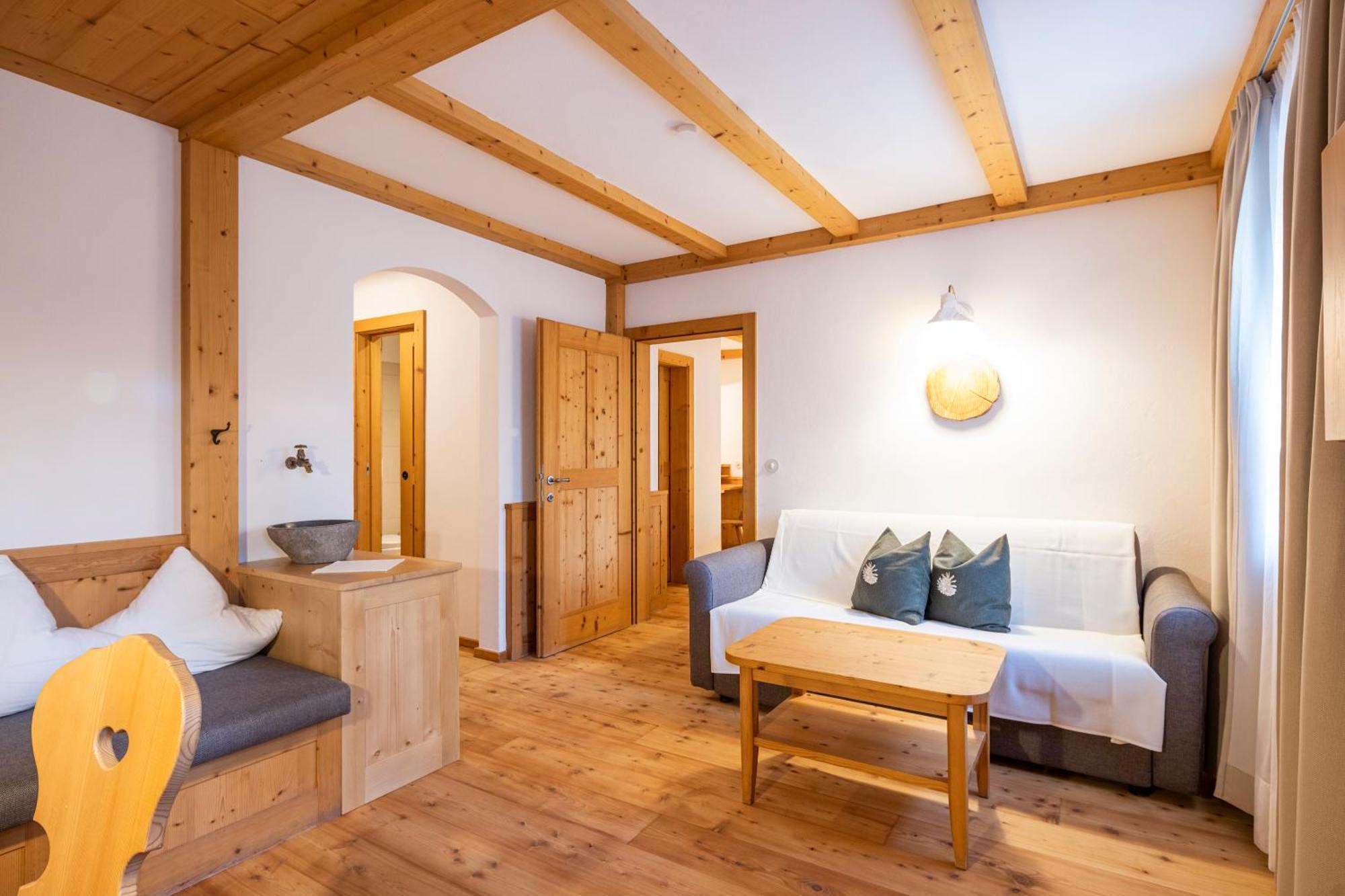 Hotel Tann Collalbo Extérieur photo